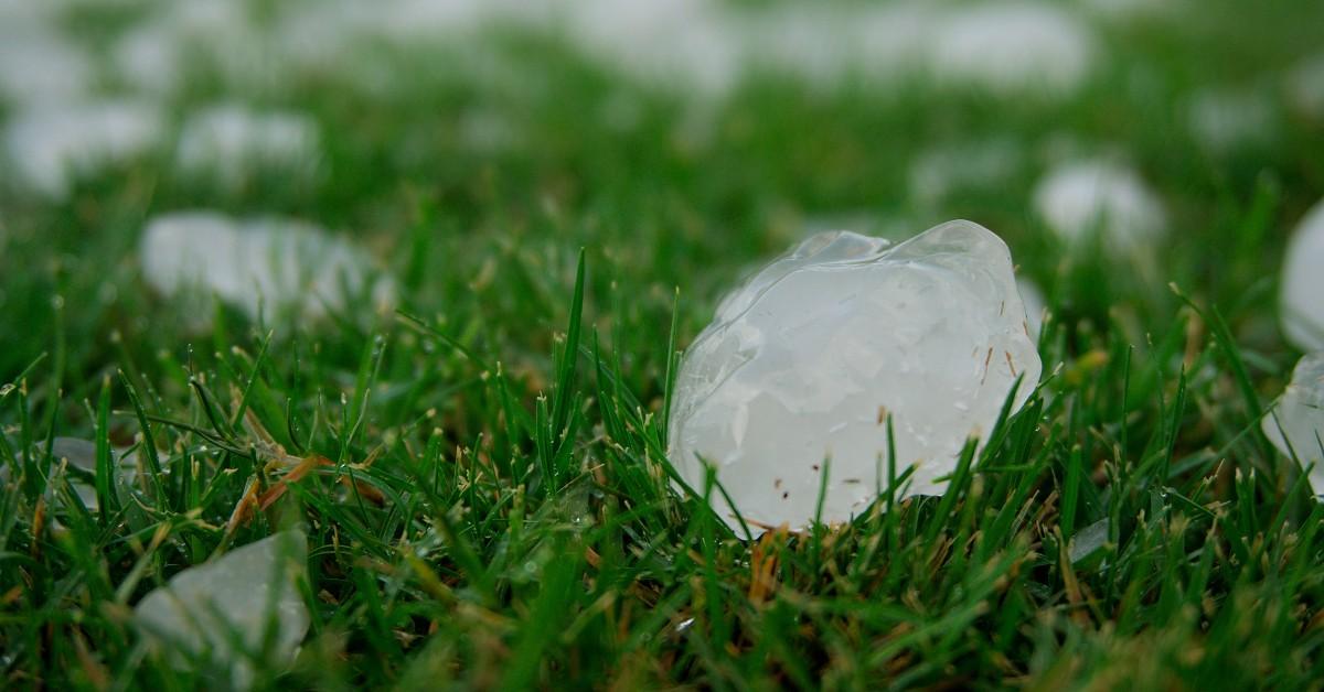 Should I Declare Hail Damage on My Automotive? Let’s Break It Down